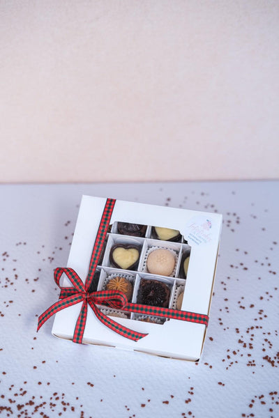 Sweet Moments Box - La Fine Cakes