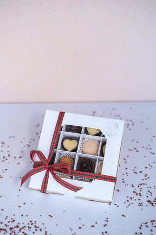 Sweet Moments Box - La Fine Cakes