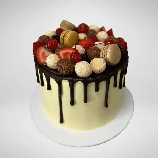 Chocolate Dripping Cake - La Fine Cakes