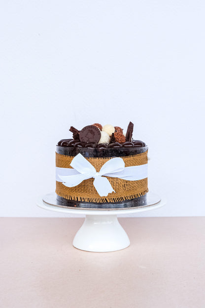 Chocolate and Coconut Naked Cake (Bounty Style) - La Fine Cakes