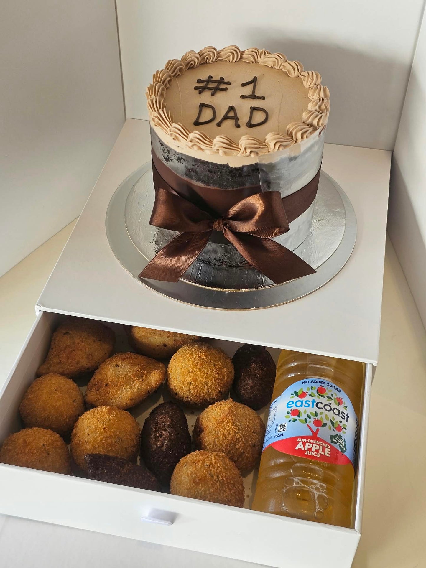 SALTY DAD BOX